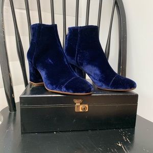 Madewell Jillian Blue Velvet Boots 9.5